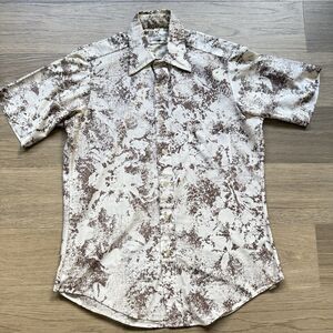 Vintage Qiana Shirt Men 15 1/2 Medium 70s Disco Collar Nylon Cosplay Hipster